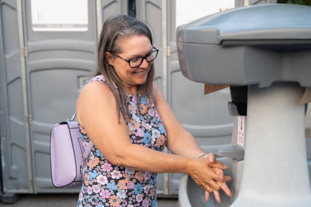 Portable bathroom rental in Scott City, MO